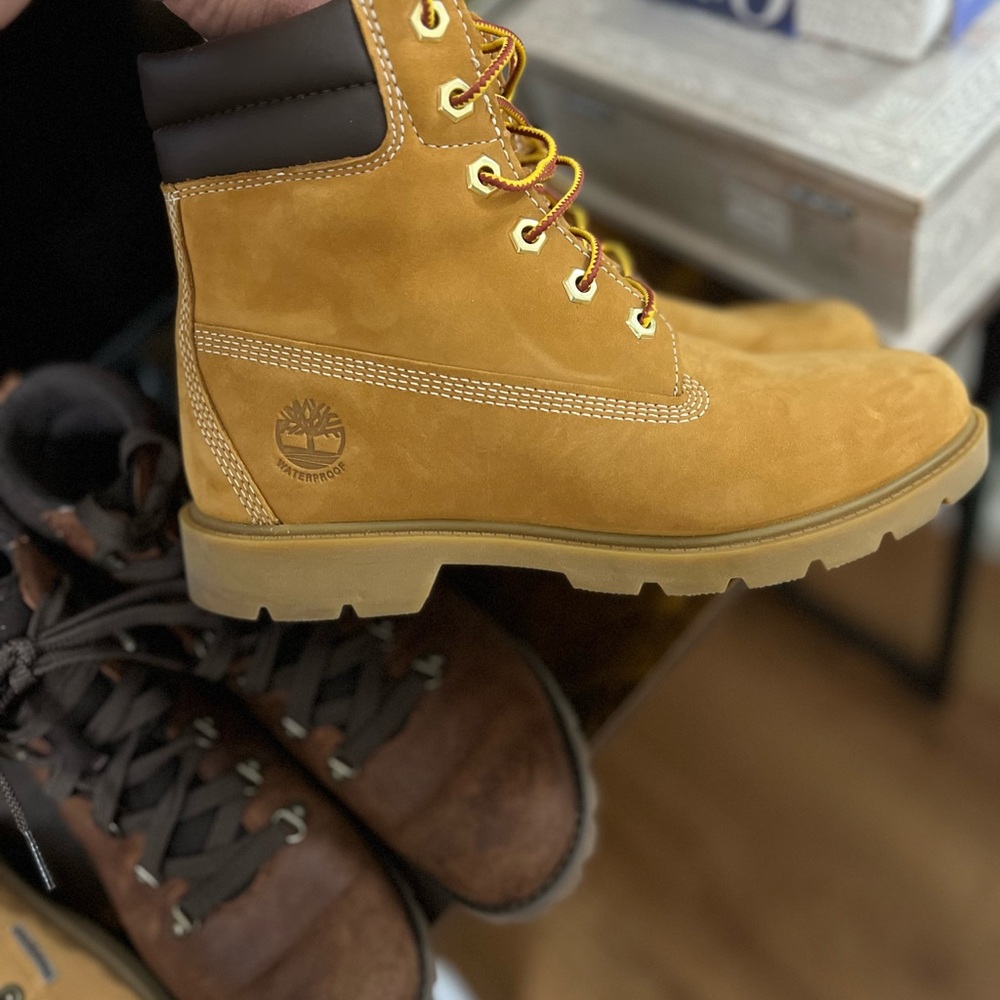 Timberland Classic Wheat Boots